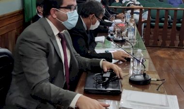 Prefeitura de Caetité usa do direito do professor para marketing político