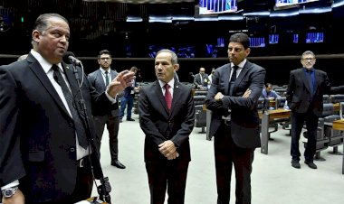 Transferência de R$ 7,7 bi da Petrobras a estados e municípios é aprovada