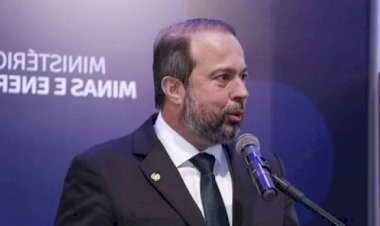 Ministro de Minas e Energia defende volta do horário de verão