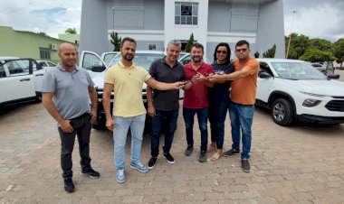 Prefeitura de Guanambi inicia 2024 reforçando a frota de veículos do SAMU e das vigilâncias em saúde