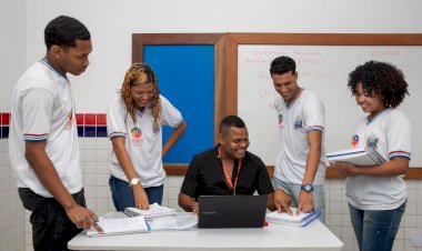 Mais 280 candidatos aprovados na seleção de professores da Educação Básica são convocados