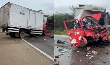 Acidente com caminhão e carreta deixa quatro mortos na BR 242