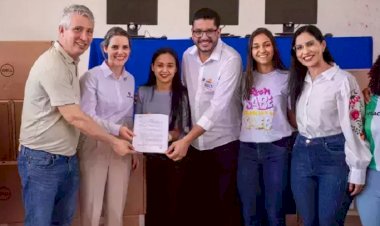 Galvani assina acordo de R$ 8 milhões para projetos sociais em Irecê