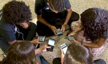 ECA Digital proíbe rolagem infinita em redes sociais