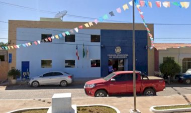 Concurso Câmara de Correntina BA abre 35 vagas com salários até R$ 7 mil