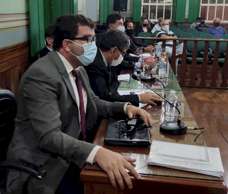 Prefeitura de Caetité usa do direito do professor para marketing político