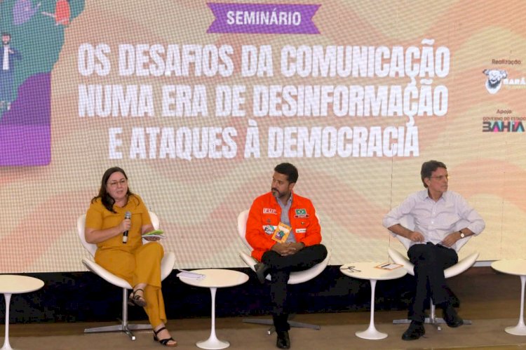 Jornalistas debatem sobre comunicação pública, em último dia de seminário em Salvador