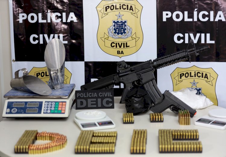 Polícia Civil desarticula laboratório de drogas na Praia de Ipitanga e faz apreensões em condomínio de luxo de Lauro de Freitas