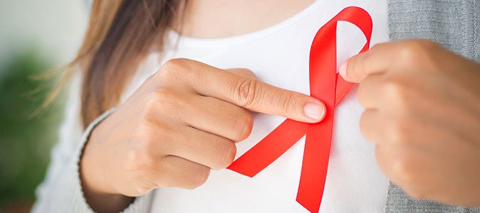 Cerca de 11 mil brasileiros morreram de Aids em 2022; negros são quase o dobro de brancos