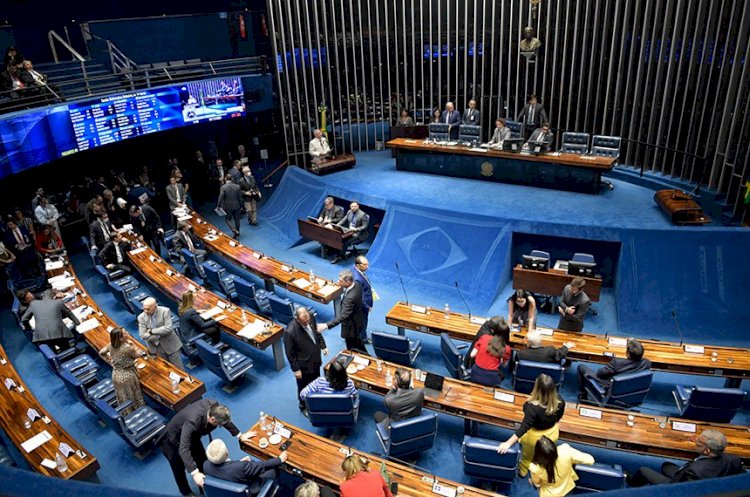 Plenário vota na terça reajuste anual de serviços prestados ao SUS
