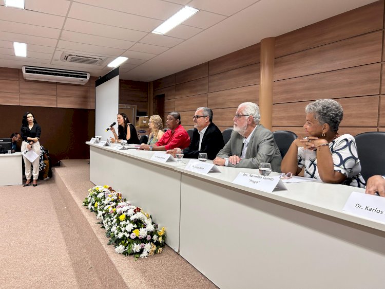 Cepred celebra 25 anos de fundação com bolo e expansão estrutural
