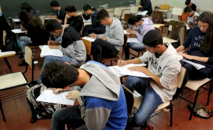 Aprovada, nova reforma do ensino médio retorna à Câmara