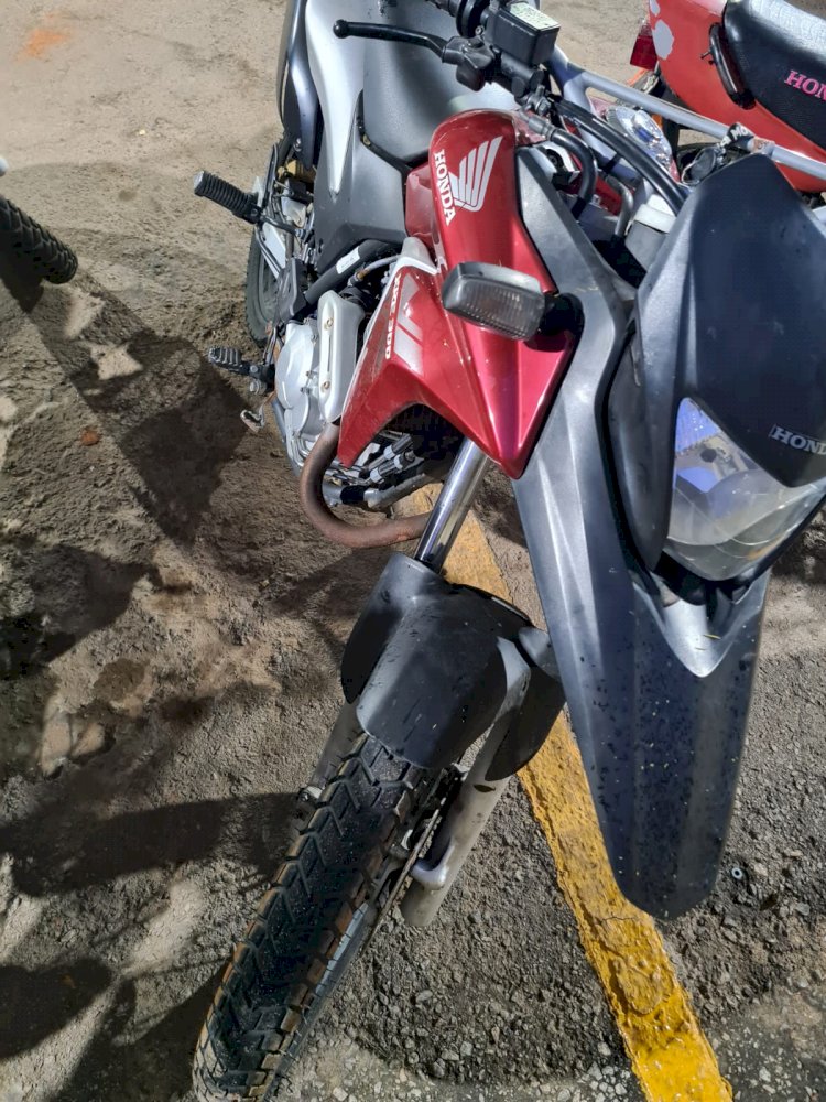 Polícia Militar recupera moto roubada em Caetité