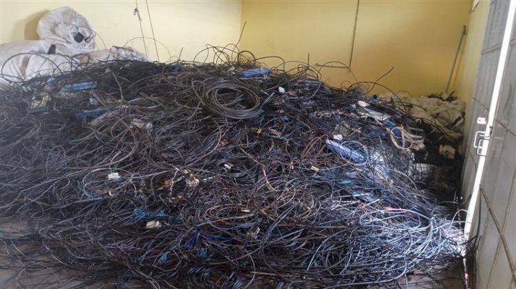 Coelba retira toneladas de cabos de comunicação na Operação Gatonet
