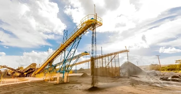 Governo defende saída da Bamin ou negociação para avanço das obras, diz Renan