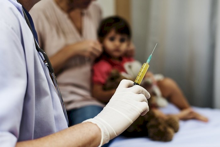 Outubro: mês das crianças reforça alerta para manter vacinas em dia