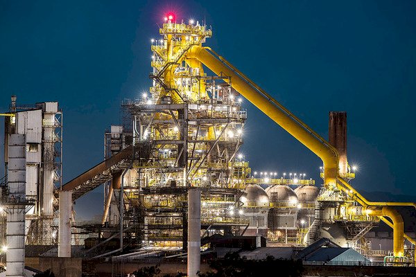 Ternium assume controle total da Usiminas