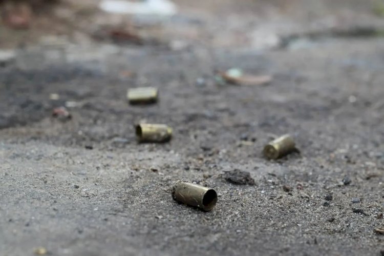 Bala perdida atinge criança de 8 anos dentro de escola na Bahia