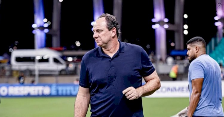 “Prejuízo gigantesco”: Ceni comenta erro de Ademir, lamenta queda do Bahia na Libertadores e admite abalo emocional na equipe