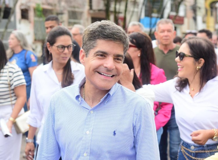 Em Ilhéus, ACM Neto participa de homenagens a São Jorge, exalta gestão de Valderico Jr. e diz que Bahia vive clima de mudança
