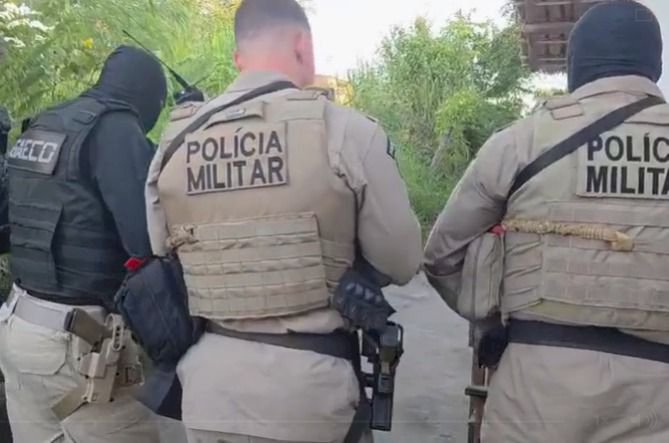 Quatro pessoas foram presas e quatorze mandados de busca e apreensão cumpridos