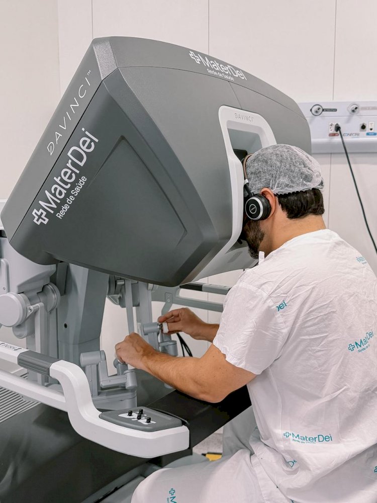 Tecnologia conecta cirurgiões durante operação robótica na Bahia