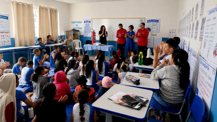BAMIN promove campanha de prevenção de queimadas em escolas de Santa Luzia e Guirapá