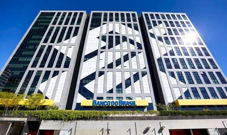 Funcionários do Banco do Brasil e Caixa entram em greve por tempo indeterminado na Bahia